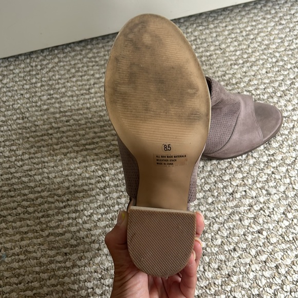 Dolce Vita Sandals - Picture 5 of 5